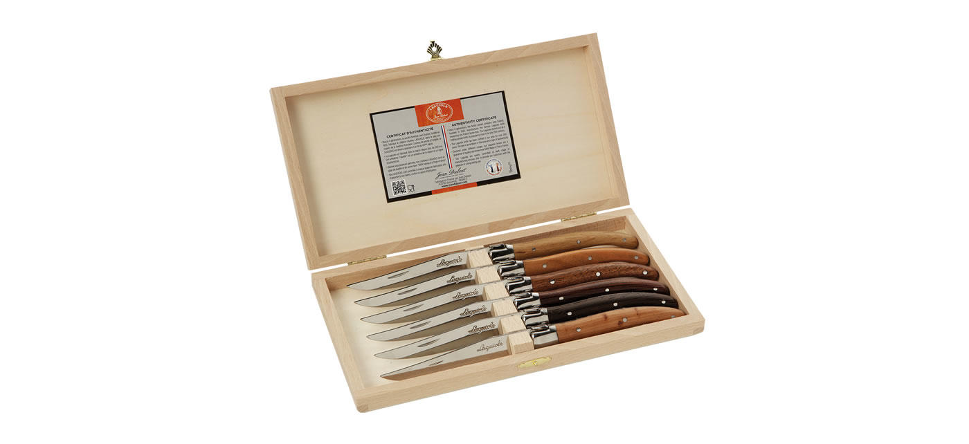 slider-coffret-fermant-bois-couteaux